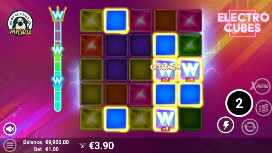 Free spins med wilds på spilleautomaten Electro Cube